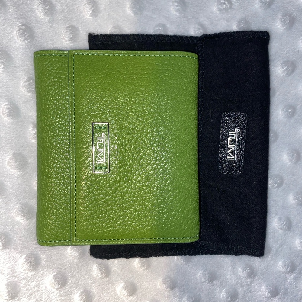 Tumi Wallet NWOT
